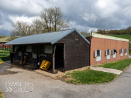 AK310322-101 - Alan King Stable Visit